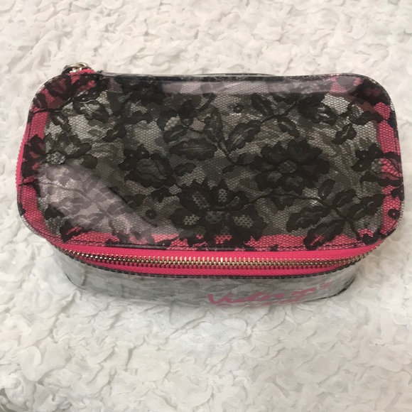 NWOT. Victoria Secret Travel Cosmetic Bag - Picture 4 of 8